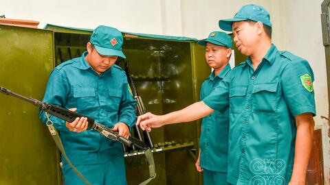 Chỉ huy trưởng gương mẫu, trách nhiệm