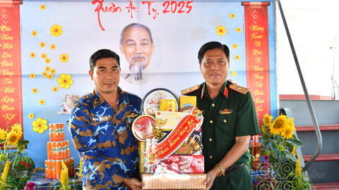Thiếu tướng Huỳnh Văn Ngon, Phó Chính ủy Quân khu 9: Thăm chúc tết các đơn vị trên địa bàn Tỉnh Đồng Tháp, An Giang, Kiên Giang