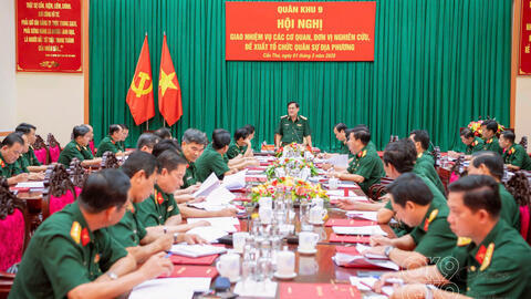 PHÁT HUY PHẨM CHẤT “BỘ ĐỘI CỤ HỒ” TRONG THỰC HIỆN CHỦ TRƯƠNG LỚN