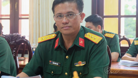 Thượng tá Trần Đình Công nhận nhiệm vụ Trưởng Phòng Tuyên huấn Quân khu 9