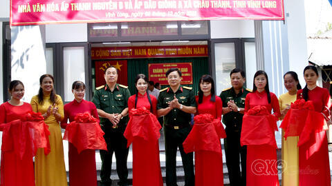 Niềm vui Nhà văn hóa mới