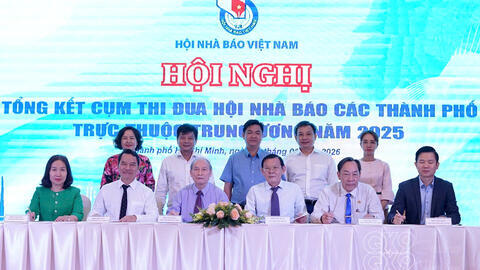 Chuyển mạnh từ tư duy “cung cấp thông tin” sang “đồng hành chiến lược”