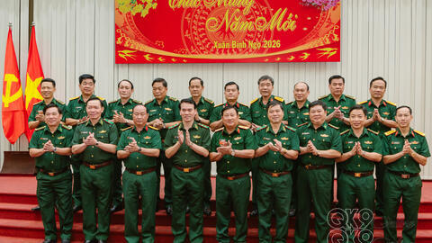 Bộ Tư lệnh Bộ đội Biên phòng thăm, chúc Tết Quân khu 9