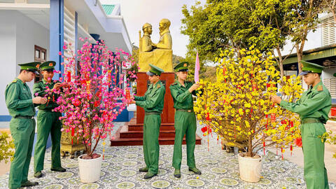 Bộ đội Biên phòng Cà Mau: Xuân biên cương, hải đảo – Tết thắm tình quân dân trên đảo Hòn Khoai