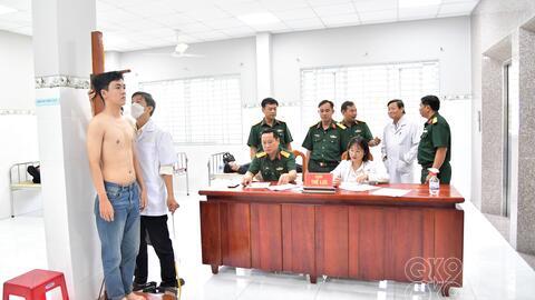 Tỉnh Đồng Tháp hoàn thành trao Quyết định gọi công dân nhập ngũ năm 2026