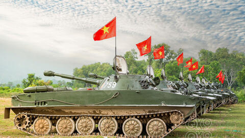 Lữ đoàn Tăng Thiết giáp 416: 50 năm vững vàng “thép tư tưởng, chính trị”