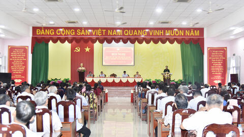 Đại tướng Nguyễn Tân Cương, Ủy viên BCH Trung ương Đảng, Tổng Tham mưu trưởng QĐND Việt Nam, Thứ trưởng Bộ Quốc phòng: Tiếp xúc cử tri tại tỉnh Đồng Tháp