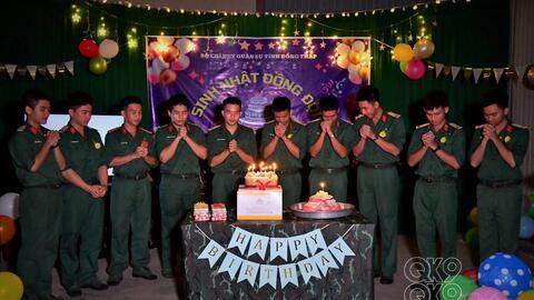 Khi đơn vị là nhà, đồng đội là anh em