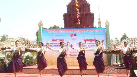 Trên 10 tỷ đồng thực hiện Tết Quân – Dân mừng Chol Chnam Thmay tại Vĩnh Long