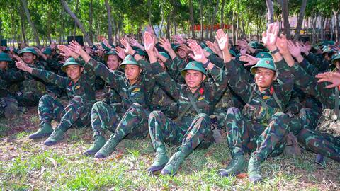 Động lực từ “Bát nước thao trường”