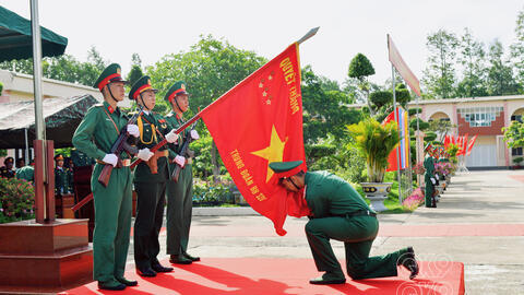 Lời tuyên thệ dưới Quân kỳ Quyết thắng