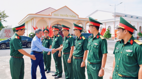Quyết tâm xây dựng tiềm lực chính trị - tinh thần trong khu vực phòng thủ