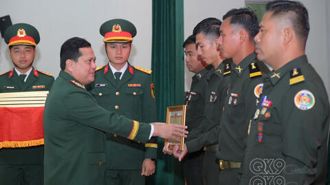 Quân khu 9: Bế mạc tập huấn ngắn hạn chuyên ngành Đặc công và Trinh sát bộ binh cho Sĩ quan Quân đội Hoàng gia Campuchia năm 2026