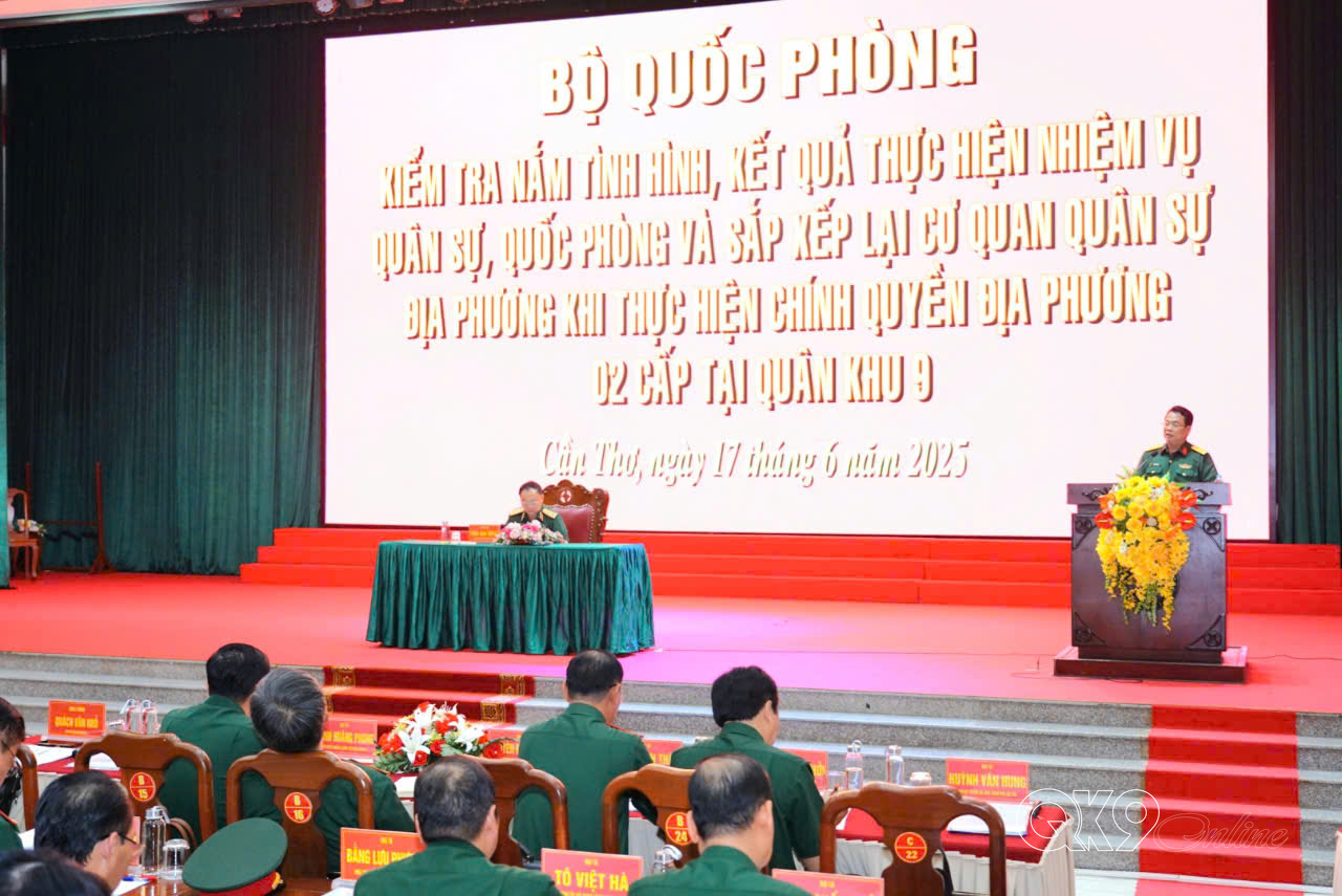 Bộ CHQS thành phố Cần Thơ phát biểu tại buổi làm việc.